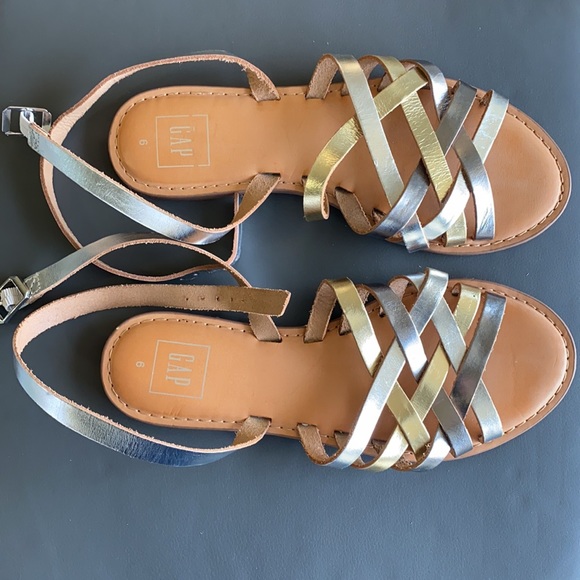 GAP Shoes - NWOT - Gap Metallic Silver & Gold Strappy Sandal